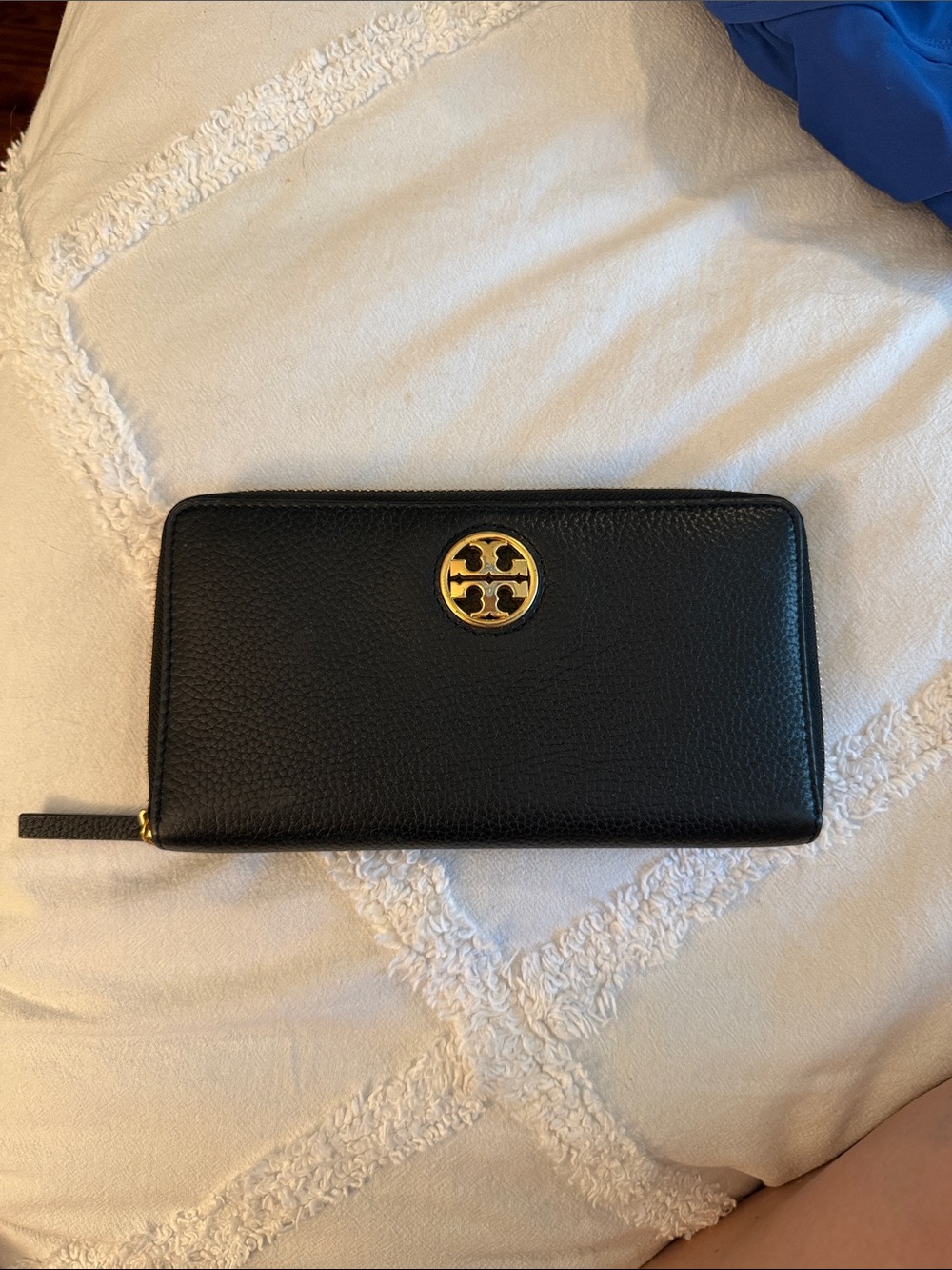 Tory Burch Black Pebbled Leather Zip Wallet with Gold Logo